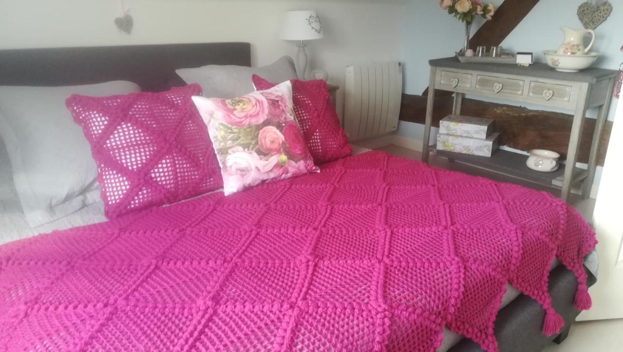 Bed & Breakfast La Gerbaudiere Chambres&table D Hotes Proche Mont Saint Michel Cuisine Maison *