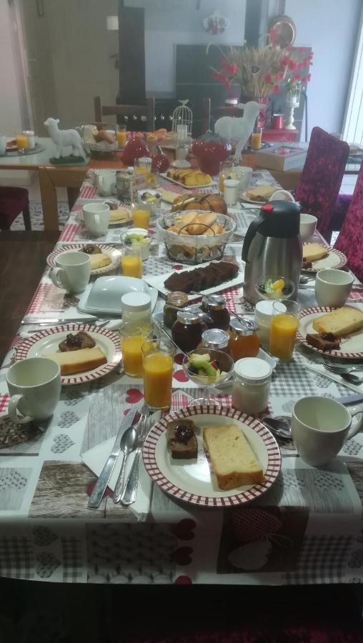 La Gerbaudiere Chambres&table D Hotes Proche Mont Saint Michel Cuisine Maison Bed & Breakfast *